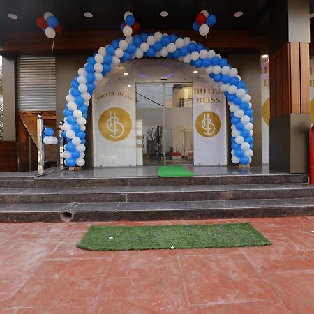Hotel Bliss Zirakpur Exterior foto