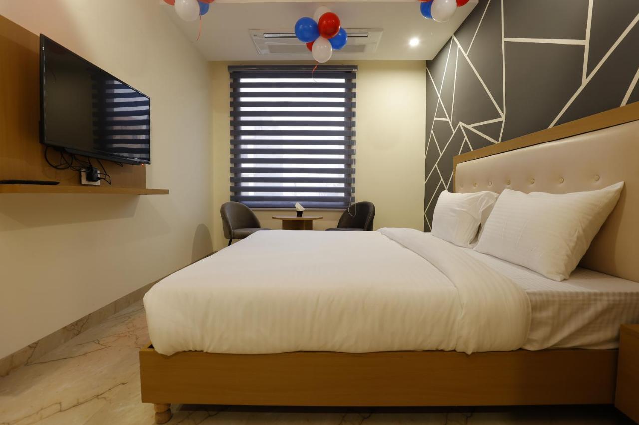 Hotel Bliss Zirakpur Exterior foto